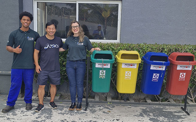 Petrom and schools together in recycling